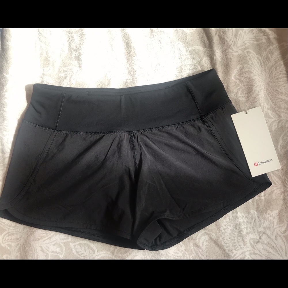 NWT Black Lululemon Run Times Short 4’’